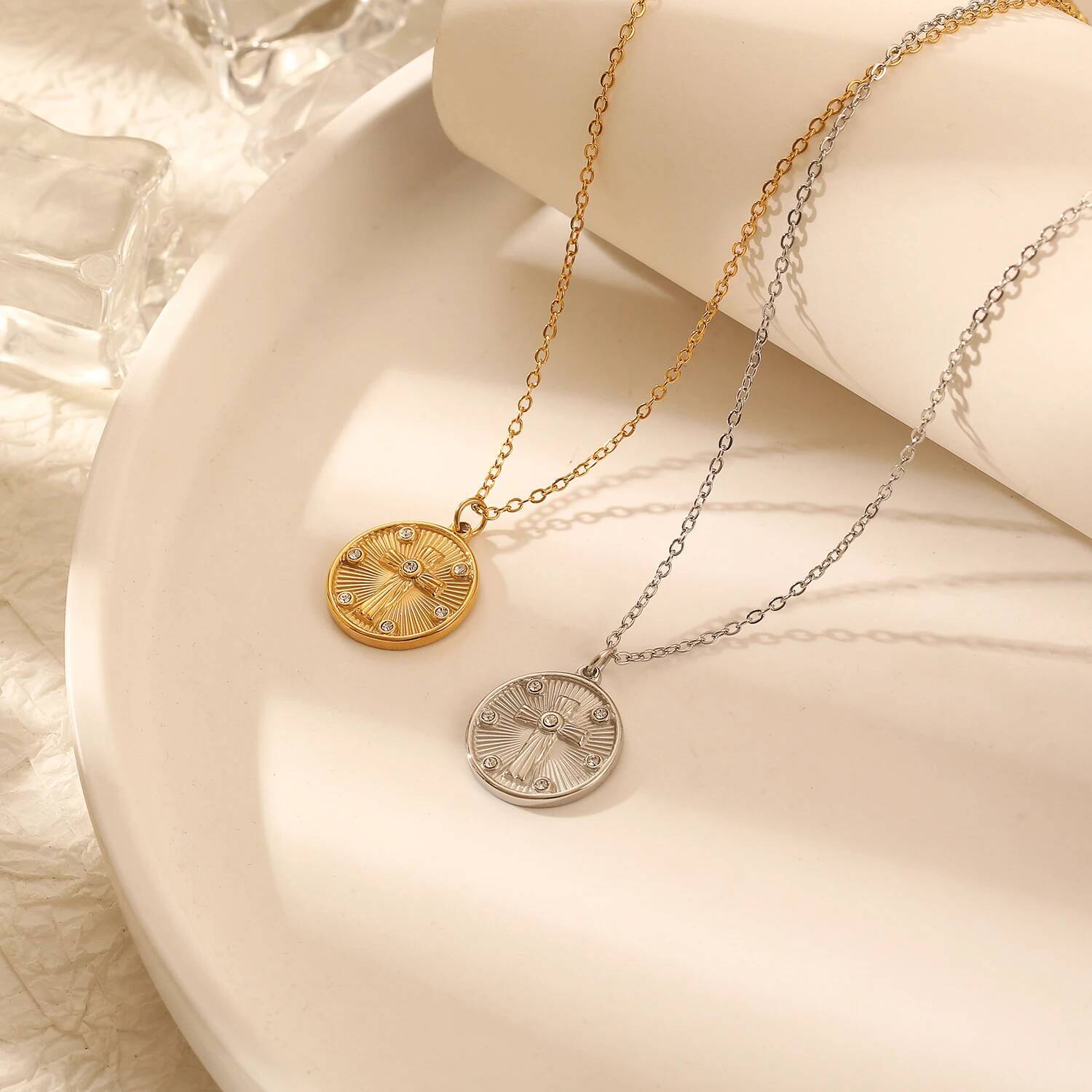Women Delicate Round Coin Zirc - огляд і ціна Coin Necklace Delicate